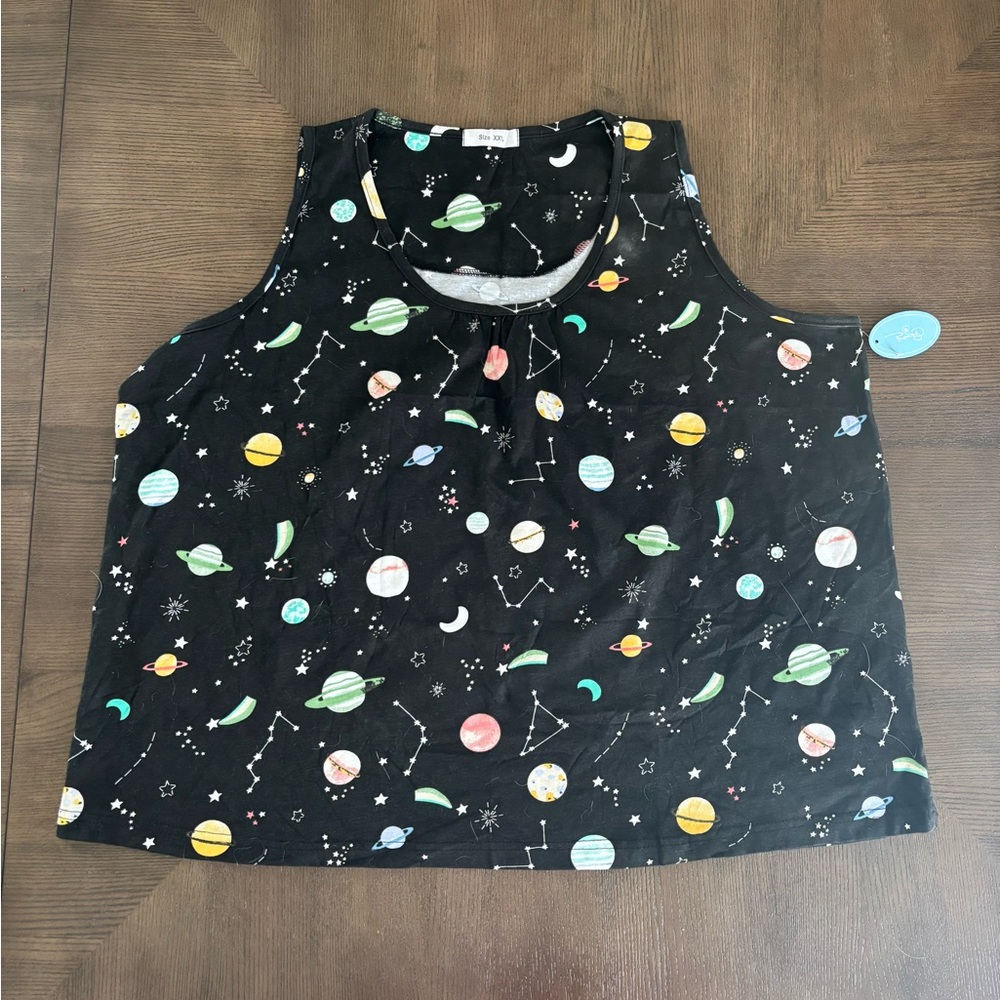 NWT XXL Outer Space Tee